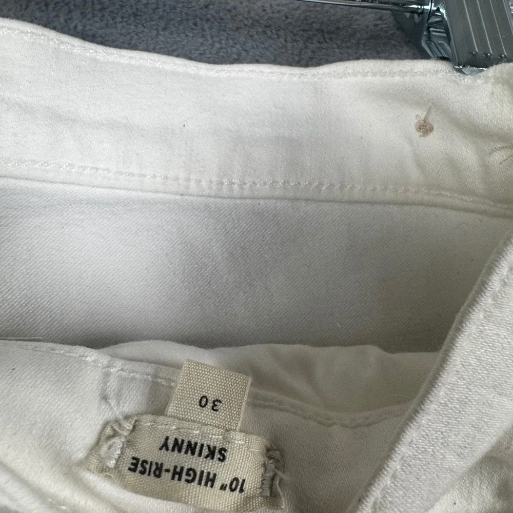Madewell‎ 10 High-Rise Skinny Jeans White Button Fly Raw Hem K9108 Size 30 NEW